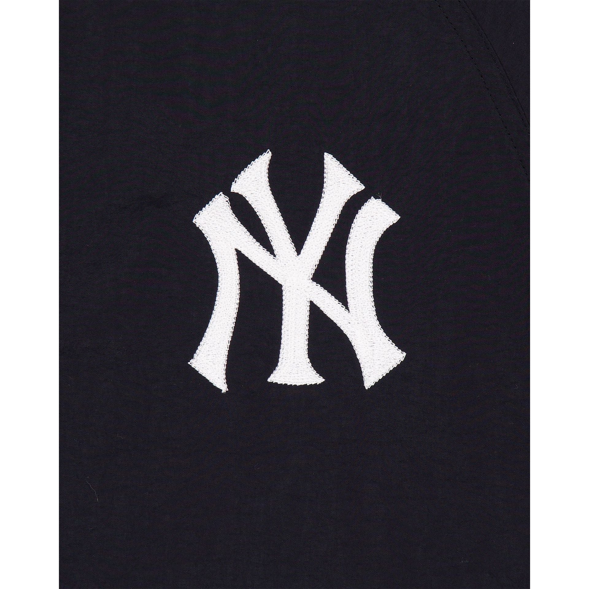 New York Yankees Outdoor Short Sleeve Anorak - Image 4