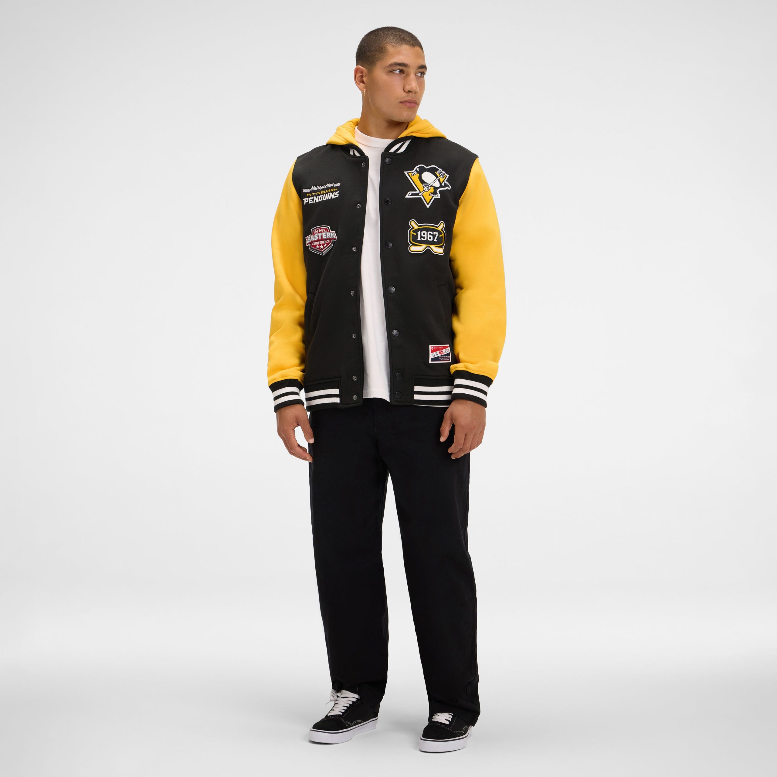 Los Angeles Lakers Throwback Black Jacket - Image 5