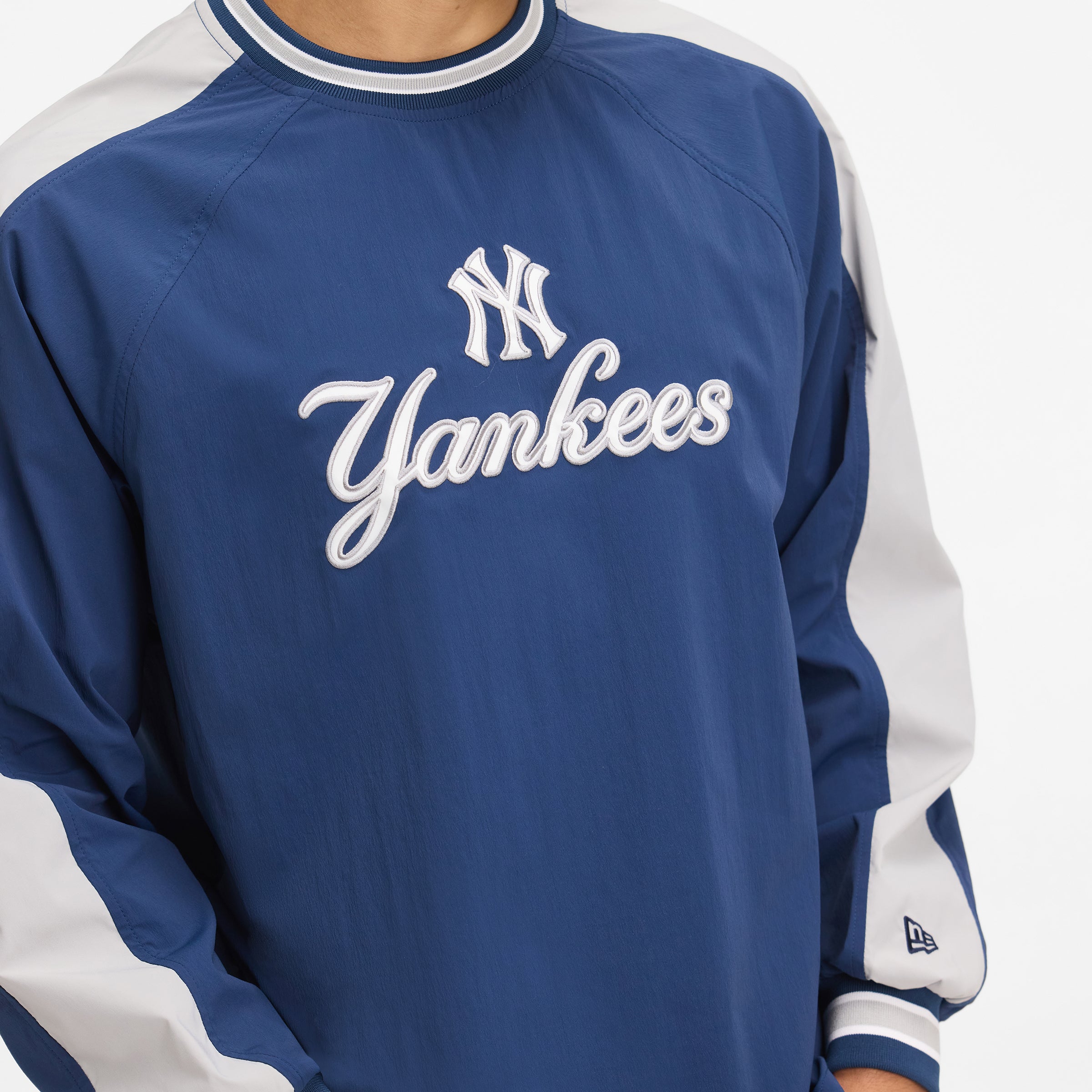 Los Angeles Dodgers Navy Windbreaker - Image 4
