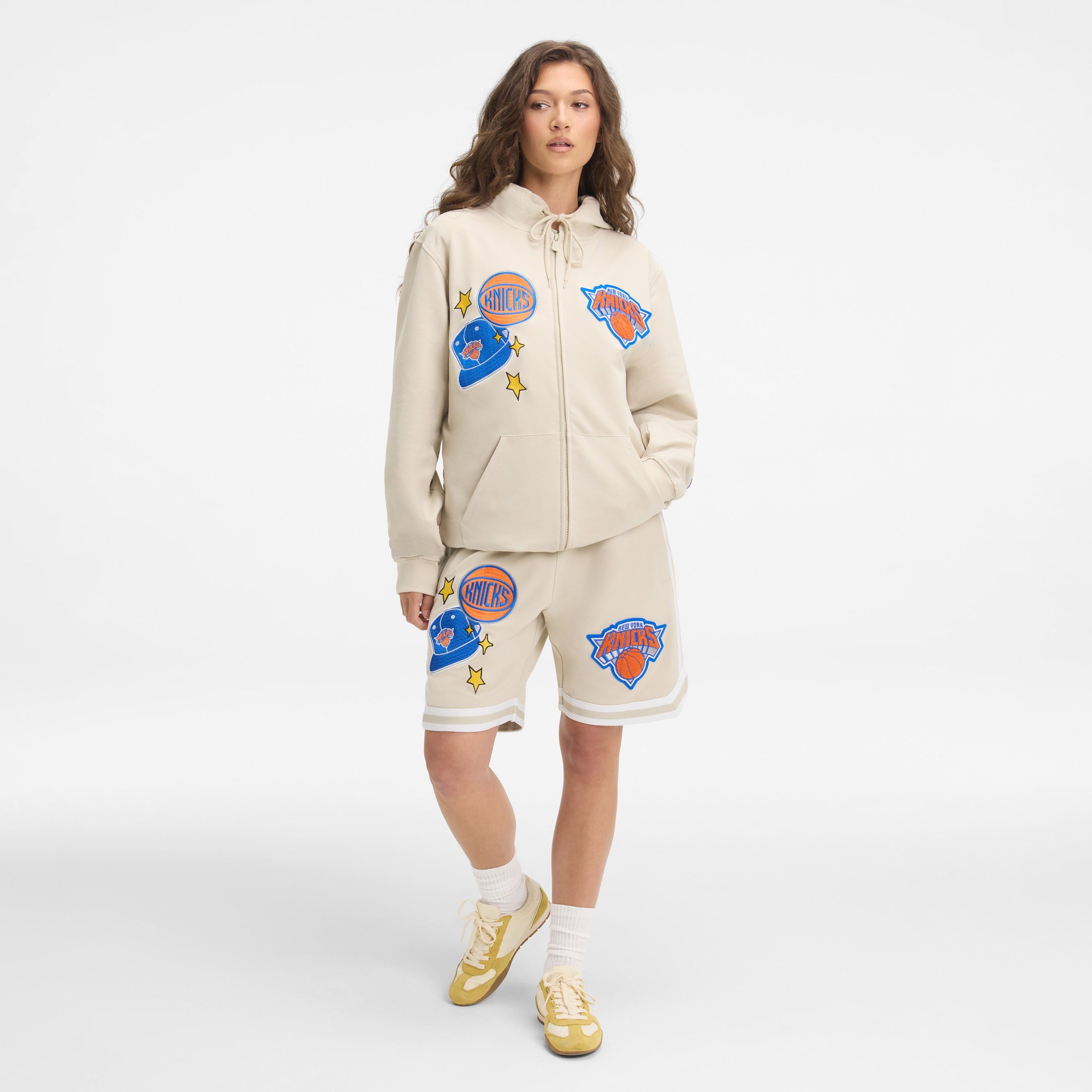 Chicago Bulls Stone Logo Select Full-Zip Hoodie - Image 7