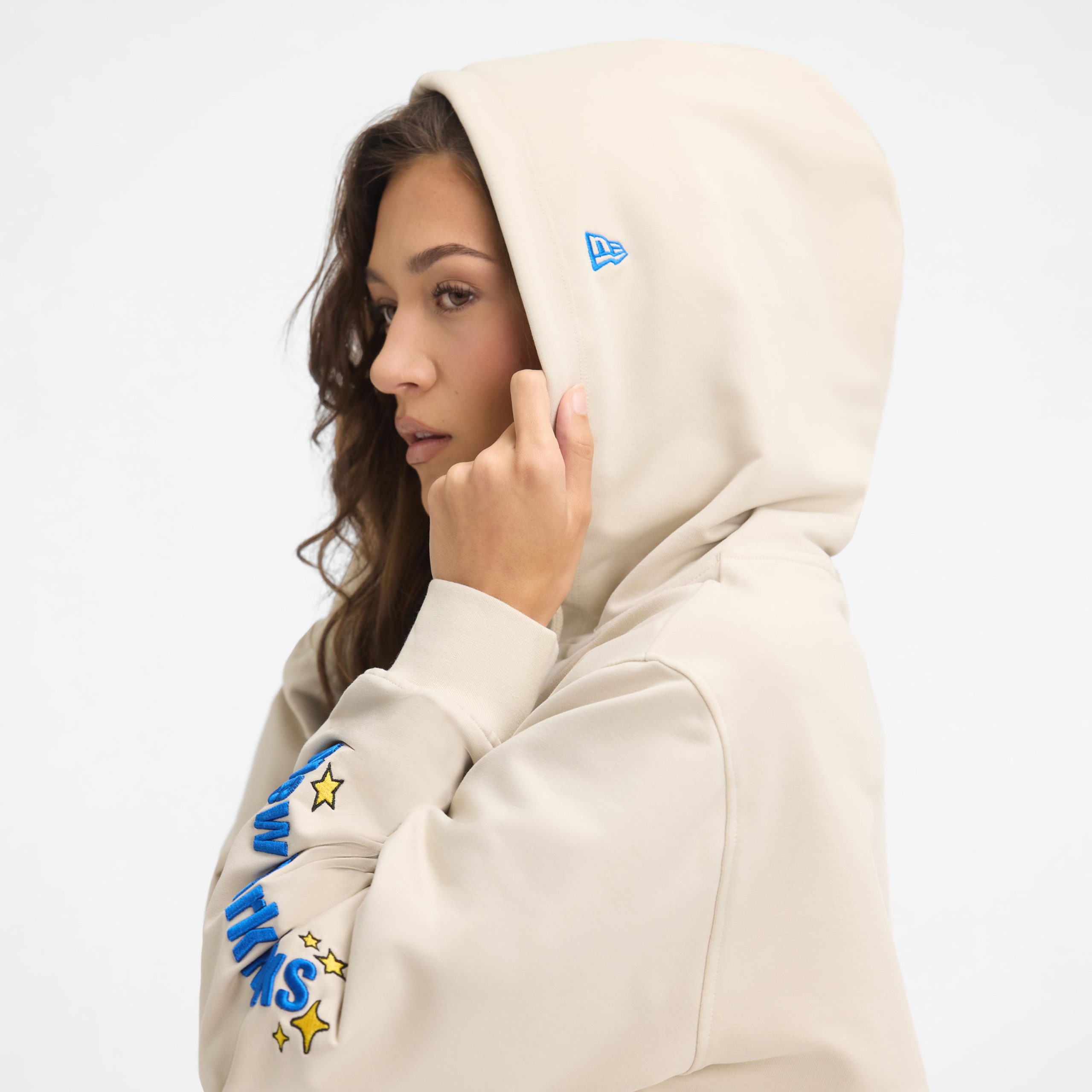 Chicago Bulls Stone Logo Select Full-Zip Hoodie - Image 6