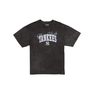 New York Yankees Women's Oversized Washed Black T-Shirt
