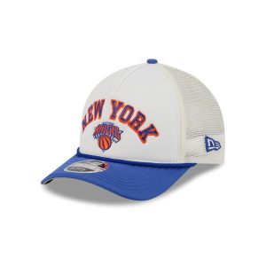 New York Knicks Chrome Arch 9FORTY M-Crown A-Frame Trucker Hat