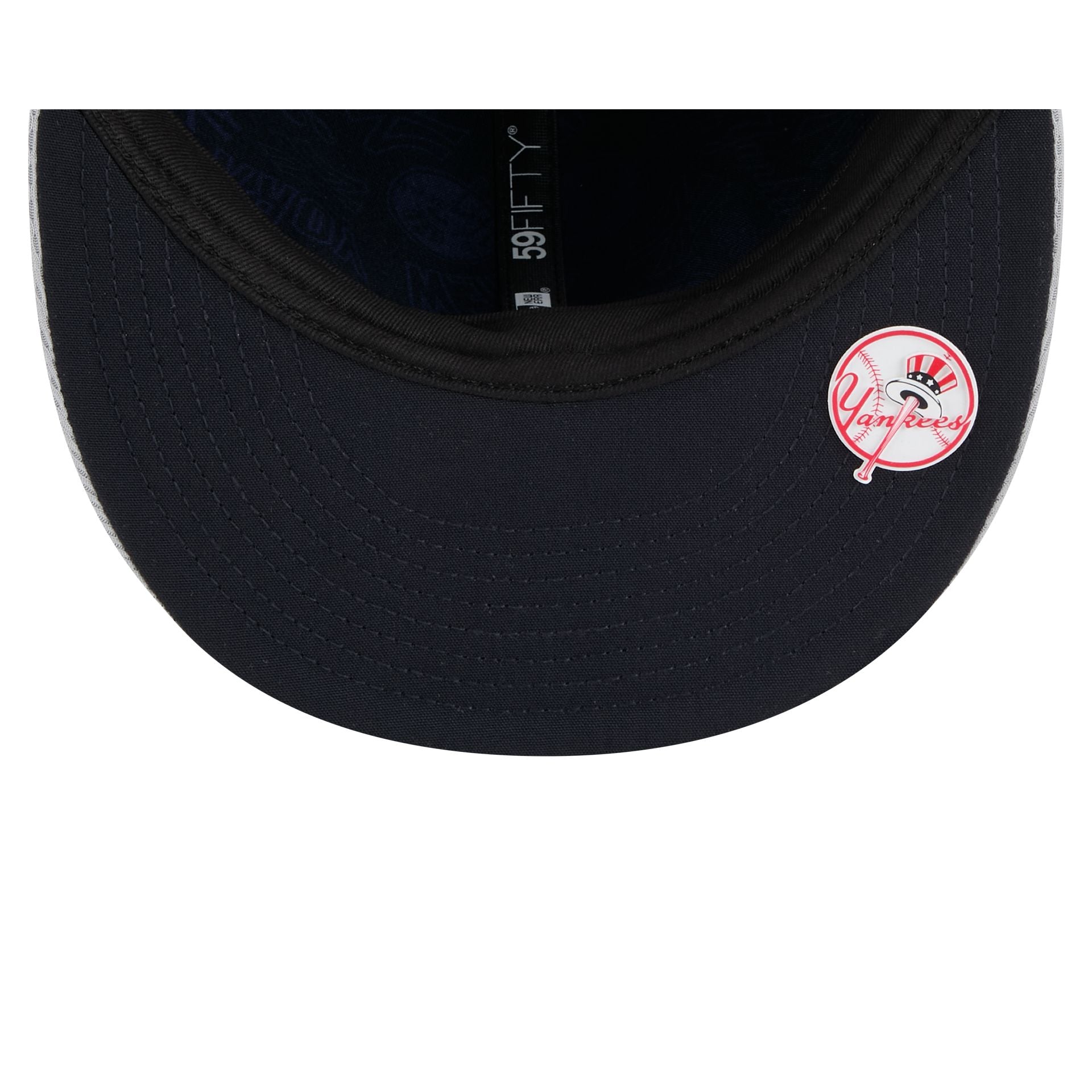 New York Yankees 2025 Clubhouse Gray 59FIFTY Fitted Hat - Image 7