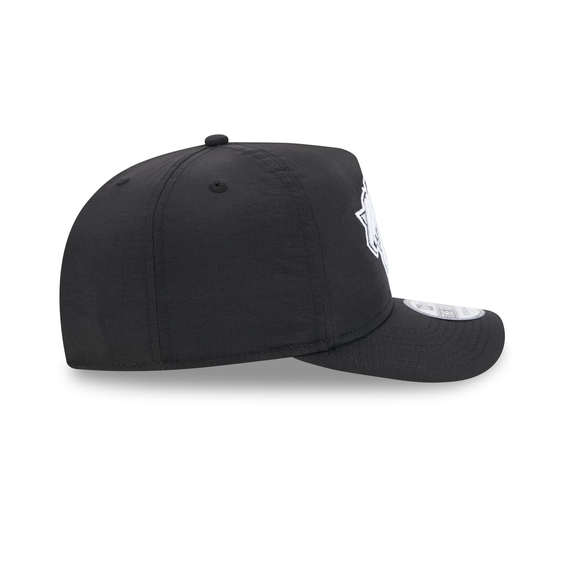 New York Knicks Everyday Nylon Black Golfer Hat - Image 5