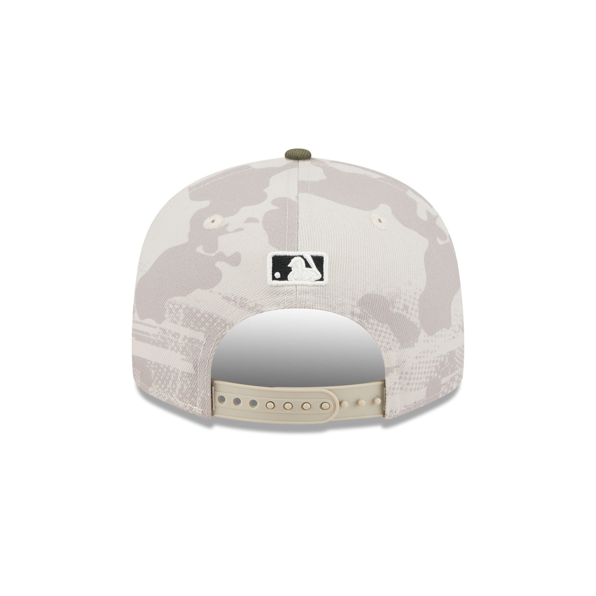 Los Angeles Dodgers Armed Forces Day 2025 Split Panel 9FIFTY Snapback Hat - Image 6