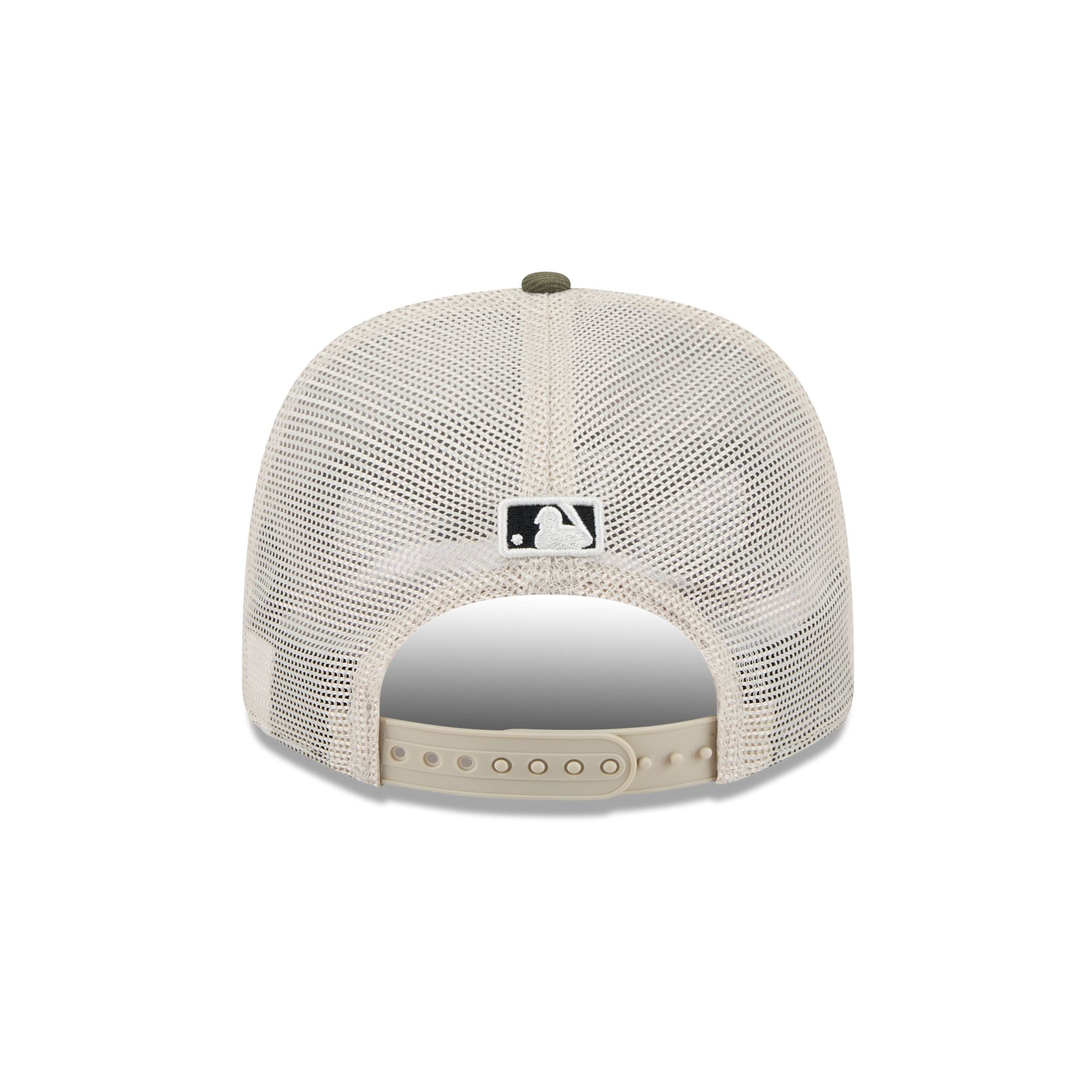 Boston Red Sox Armed Forces Day 2025 9SEVENTY Trucker Hat - Image 6