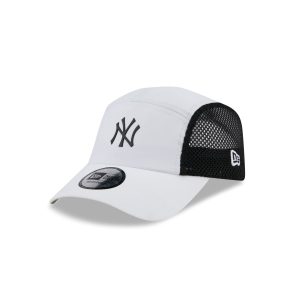 New York Yankees White Poly Runner Adjustable Hat