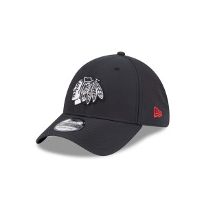 Chicago Blackhawks Night 39THIRTY Stretch Fit Hat