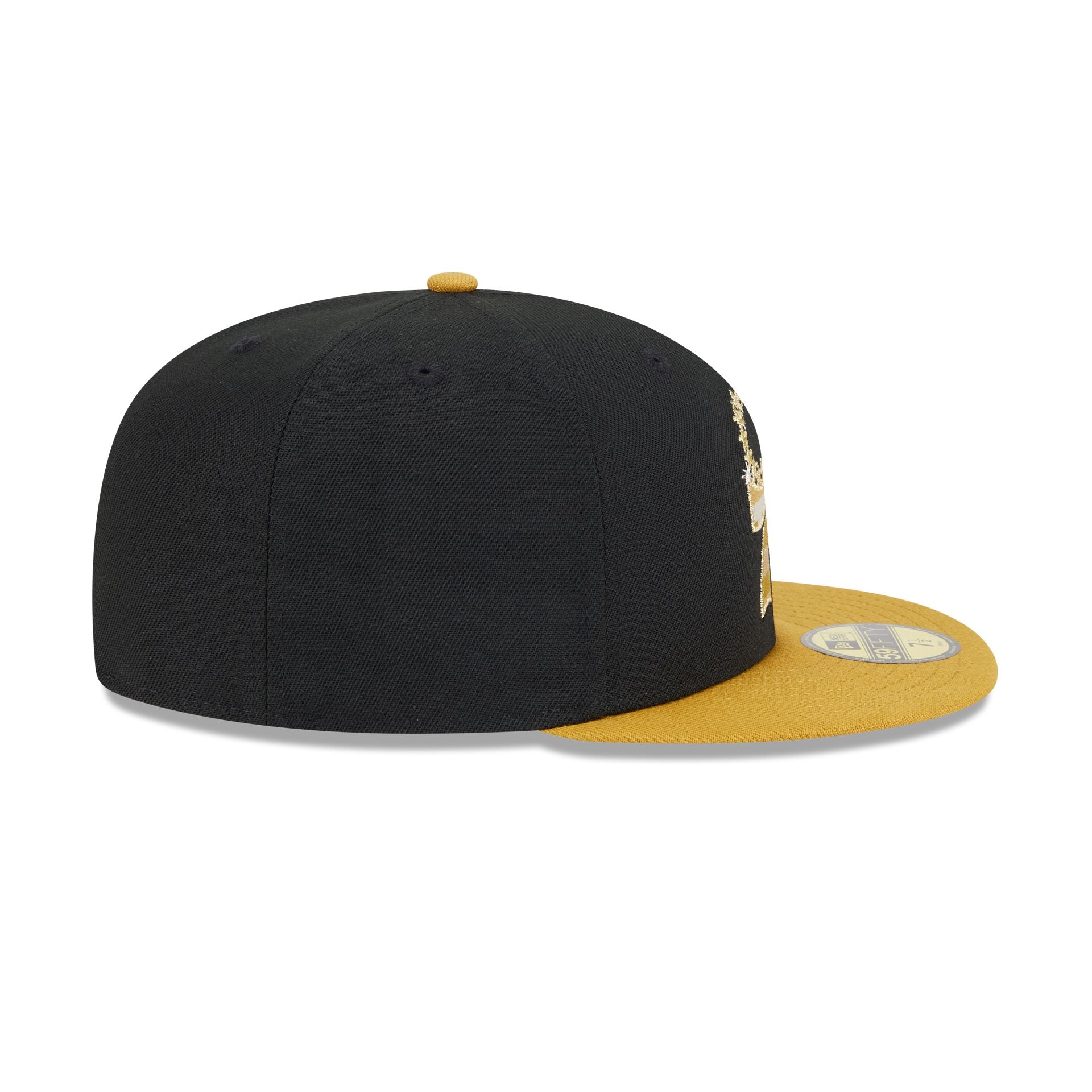 Philadelphia 76ers Metallic Gold Logo 59FIFTY Fitted Hat - Image 5