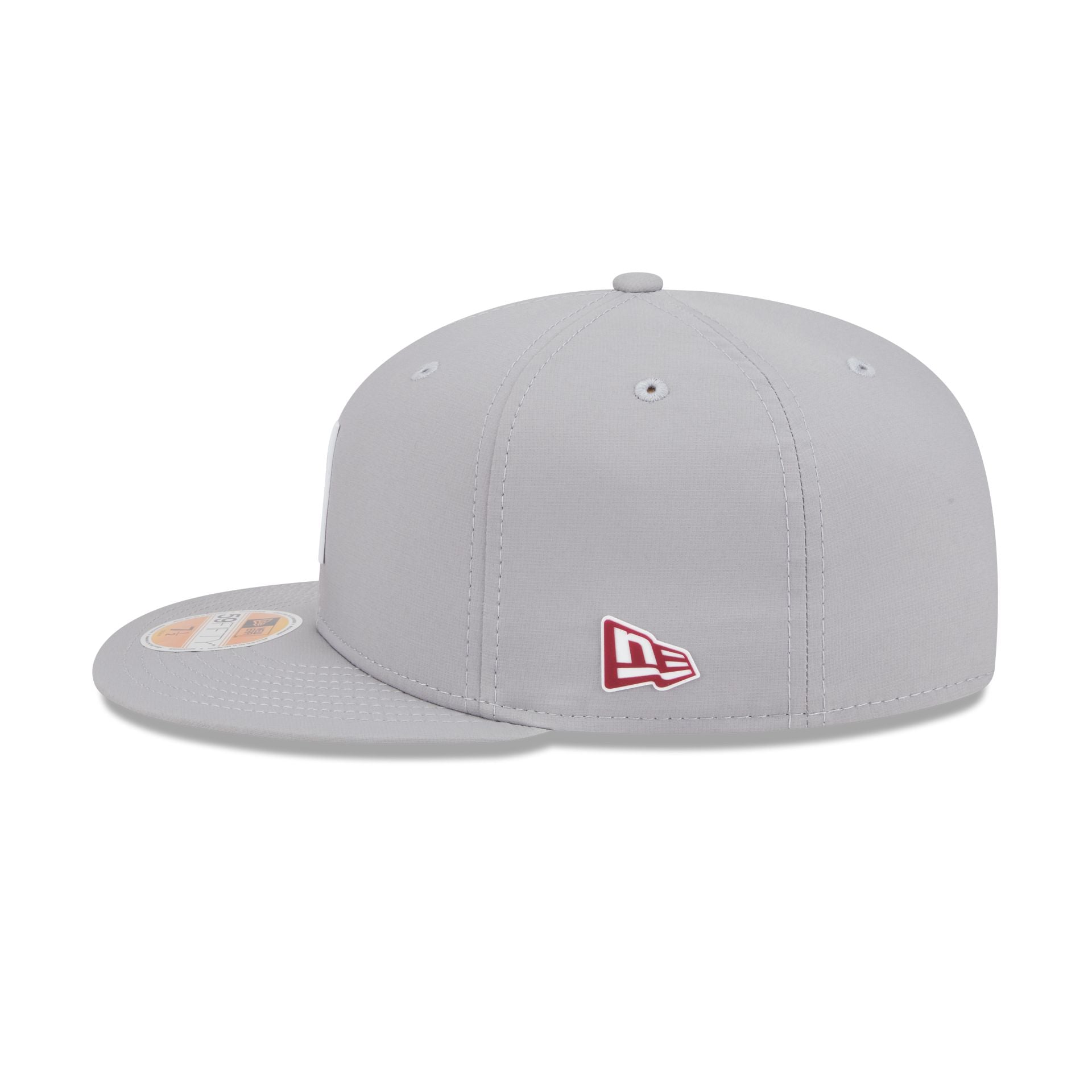 Washington Commanders 2025 Sideline Hot Weather Gray 59FIFTY Fitted Hat - Image 4