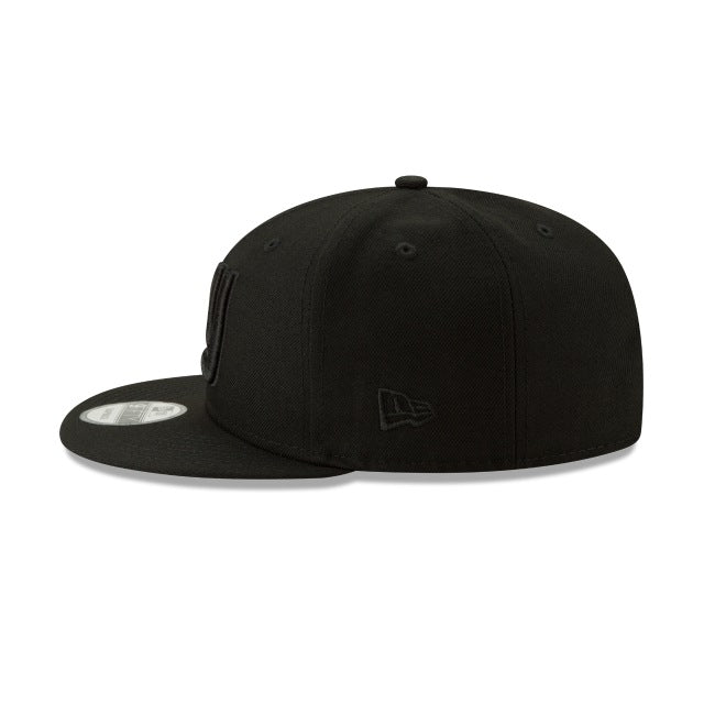 New York Giants Basic Black On Black 9FIFTY Snapback Hat - Image 5